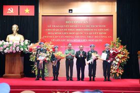 Bộ Công an tổ chức Lễ trao Quyết định của Chủ tịch nước cho sĩ quan đi thực hiện nhiệm vụ gìn giữ hòa bình Liên hợp quốc