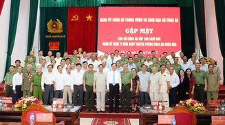 Bộ Công an tổ chức gặp mặt cán bộ cấp cao nghỉ hưu tại khu vực Tây Nam Bộ