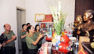 Tri ân, tưởng nhớ các đồng chí cố lãnh đạo Bộ Công an