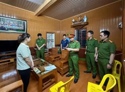 Nam Định: Khởi tố 4 đối tượng làm giả tài liệu của cơ quan, tổ chức để khai thác, vận chuyển cát trái phép