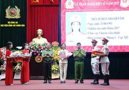 Học viện Cảnh sát nhân dân tổ chức Lễ trao bằng Tiến sĩ năm 2022