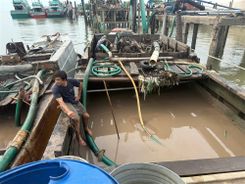 Bắt giữ 09 phương tiện, 13 đối tượng liên quan đến khai thác, vận chuyển cát trái phép trên sông Tiền