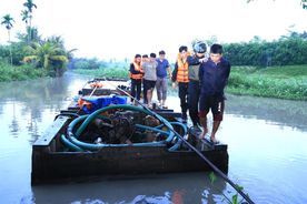 Bắt giữ nhóm đối tượng khai thác cát trái phép trên sông Đồng Nai