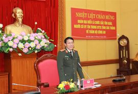 Đoàn đại biểu là chức sắc tôn giáo, người có uy tín trong dân tộc thiểu số tỉnh Sóc Trăng về thăm Bộ Công an