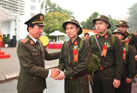 Lãnh đạo Bộ Công an dự Lễ giao, nhận quân năm 2023