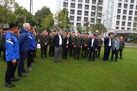 Bộ trưởng Tô Lâm thăm, làm việc tại Trung tâm đào tạo bóng đá trẻ PVF và Câu lạc bộ bóng đá PVF Công an nhân dân