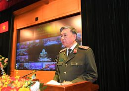 Đẩy nhanh tiến độ giải ngân các nguồn vốn đầu tư công năm 2023 và tăng cường đầu tư xây dựng trụ sở làm việc, nhà ở doanh trại Công an xã, thị trấn