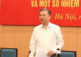 Bộ trưởng Tô Lâm làm việc với lãnh đạo TP Hà Nội về công tác bảo đảm an ninh trật tự trên địa bàn Thủ đô.
