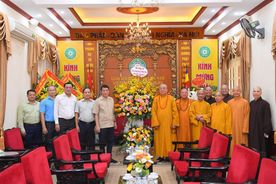 Lãnh đạo Bộ Công an chúc mừng Giáo hội Phật giáo Việt Nam nhân dịp Đại lễ Phật đản Phật lịch 2567