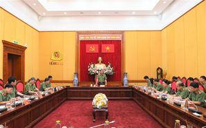 Giao ban các cơ quan tham mưu, giúp việc của Đảng uỷ Công an Trung ương
