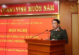 Tiếp tục đưa công tác nghiên cứu chiến lược đi vào chiều sâu
