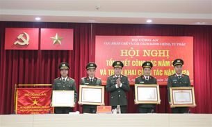 Tiếp tục nâng cao chất lượng công tác pháp chế và cải cách hành chính, tư pháp