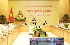 Tiếp tục đẩy mạnh đột phá về nguồn nhân lực, nhất là nhân lực phục vụ cho chuyển đổi số