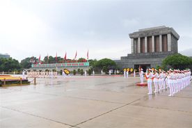 Đoàn đại biểu Đảng ủy Công an Trung ương, Bộ Công an vào Lăng viếng Chủ tịch Hồ Chí Minh nhân kỷ niệm 79 năm Quốc khánh 2/9