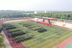 Ra quân huấn luyện và phát động đợt thi đua đặc biệt kỷ niệm 50 năm Ngày giải phóng miền Nam