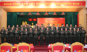 Thứ trưởng Phạm Thế Tùng dự triển khai công tác năm 2025 tại Cục An ninh kinh tế và Cục Quản lý xuất nhập cảnh