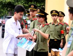 Bộ Công an công bố đề thi tham khảo Kỳ thi đánh giá tuyển sinh Công an nhân dân năm 2025