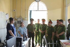 Thứ trưởng Nguyễn Văn Long làm việc tại Công an tỉnh Bình Dương, kiểm tra việc tiếp nhận các cơ sở cai nghiện ma túy