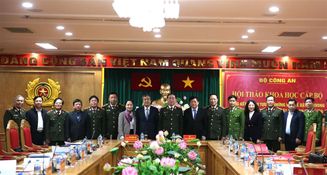 Làm sáng tỏ thành tựu và vấn đề của văn học nghệ thuật Công an nhân dân sau nửa thế kỷ