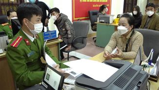 Tận tụy phục vụ Nhân dân trong những ngày đầu năm mới.