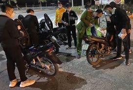 Tăng cường tuần tra vũ trang ban đêm, góp phần kéo giảm phạm pháp hình sự trên địa bàn thị xã Quảng Yên, Quảng Ninh