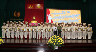 Công an tỉnh Hà Nam biểu dương các điển hình tiên tiến trong phong trào thi đua “Vì An ninh Tổ quốc”