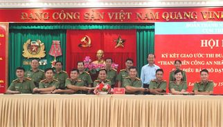 Đoàn thanh niên Cụm thi đua số 8 Bộ Công an ký kết giao ước thi đua