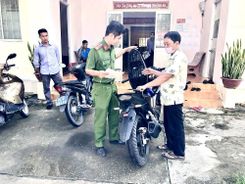 Hiệu quả từ việc phân cấp đăng ký xe cho Công an cấp xã tại Trà Vinh