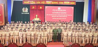 Công an Đắk Nông mở Lớp tập huấn cấp giấy chứng nhận Cảnh sát tuần tra kiểm soát giao thông đường bộ