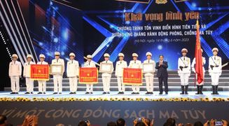 Xứng danh đơn vị Anh hùng trên lĩnh vực phòng, chống tội phạm ma túy
