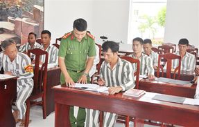 Nhiều hoạt động nhân văn ở Trại giam Xuân Phước