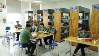 Đẩy mạnh phong trào văn hóa đọc trong lực lượng Công an tỉnh Quảng Bình