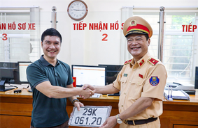 Ngày đầu triển khai biển số định danh