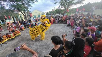 Mang Trung thu ấm áp, yêu thương đến với trẻ em có hoàn cảnh khó khăn