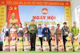 Ngày hội Đại đoàn kết toàn dân tộc tại thôn Cửa Tùng, tỉnh Khánh Hòa