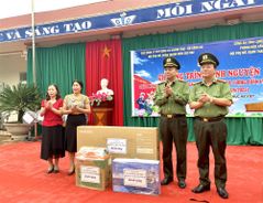 Cục Quản lý xây dựng và doanh trại tổ chức các hoạt động chính trị và an sinh xã hội tại Lạng Sơn