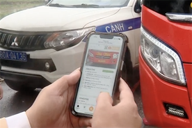 Cảnh sát giao thông ứng dụng công nghệ kết nối tuần tra liên tuyến