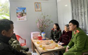 Mùa Xuân đầu tiên trong những ngôi nhà nghĩa tình