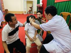 Bệnh viện 19-8, Bộ Công an tổ chức khám mắt cho người dân trên địa bàn thành phố Lạng Sơn