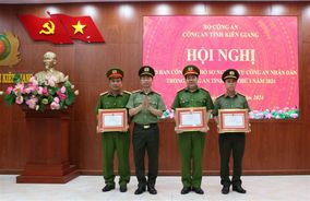 Giao ban công tác hồ sơ nghiệp vụ Công an nhân dân năm 2024