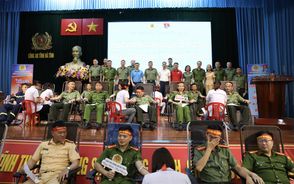 Hơn 200 cán bộ, chiến sỹ Công an tỉnh Hà Tĩnh hiến máu tình nguyện