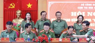 Cụm Thi đua số 01 Bộ Công an ký kết giao ước thi đua năm 2024