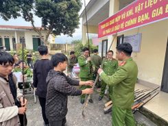 Công an Lào Cai thu giữ trên 700 vũ khí, vật liệu nổ, công cụ hỗ trợ trong quý I-2024