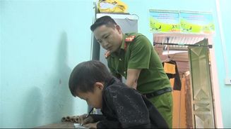 Ý nghĩa nhân văn từ mô hình “Con nuôi Công an xã”