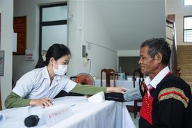Bệnh viện 30/4 Bộ Công an tổ chức khám chữa bệnh, cấp phát thuốc cho đồng bào Tây Nguyên
