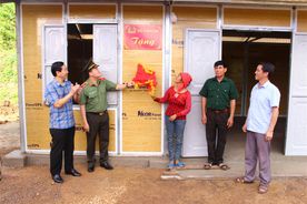 Khánh thành và bàn giao nhà ở cho đồng bào bị thiên tai trên địa bàn Sơn La