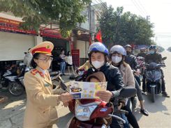 Thái Nguyên: Xử lý gần 300 trường hợp vi phạm giao thông trong ngày đầu kỳ nghỉ Lễ