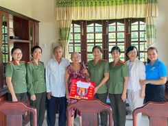 Hội phụ nữ Công an tỉnh Bình Dương về nguồn tại khu di tích lịch sử Chiến khu D