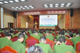 Hải Dương: Khai giảng Lớp tập huấn Tiểu đoàn Cảnh sát cơ động dự bị chiến đấu năm 2024