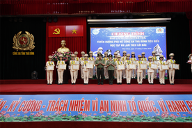 Thái Bình: Tôn vinh nữ Công an tiêu biểu học tập và làm theo lời Bác